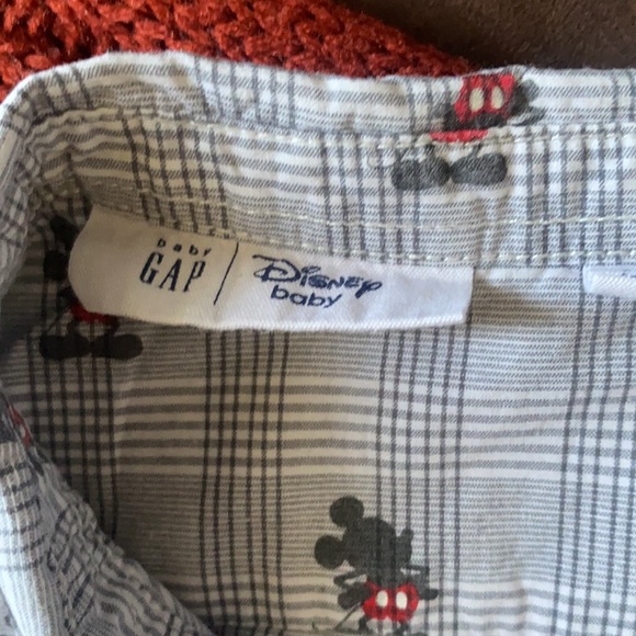 Mickey Mouse dressy button shirt - Picture 2 of 5